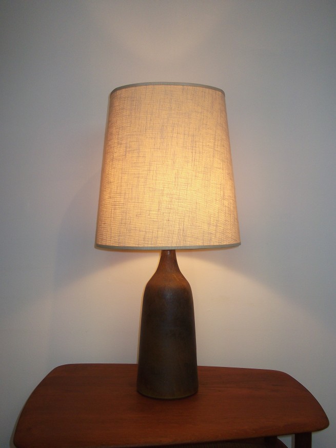 Gorgeous Vintage Studio Ceramic lamp by Jan & Helga Grove - Victoria BC - this beauty stands 30"H - $375