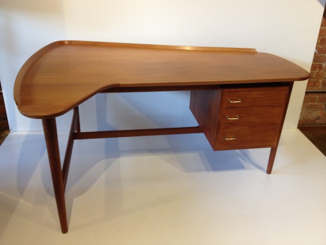 Exceptional Early 1950's Teak Executive Desk - Designed by Architect/Designer Arne Vodder for Bovirke - incredilbe quality craftsmanship - outstanding design - large opening for any desk chair you many choose to go with this Rare beauty - a definite show stopper by one of Denmark's Best - $2800