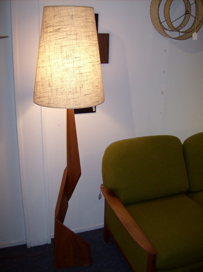 What a spectacular Mid-century modern design - teak floor lamp with it's original shade,  it stands just over 5 feet tall including the shade - designer unknown - $250