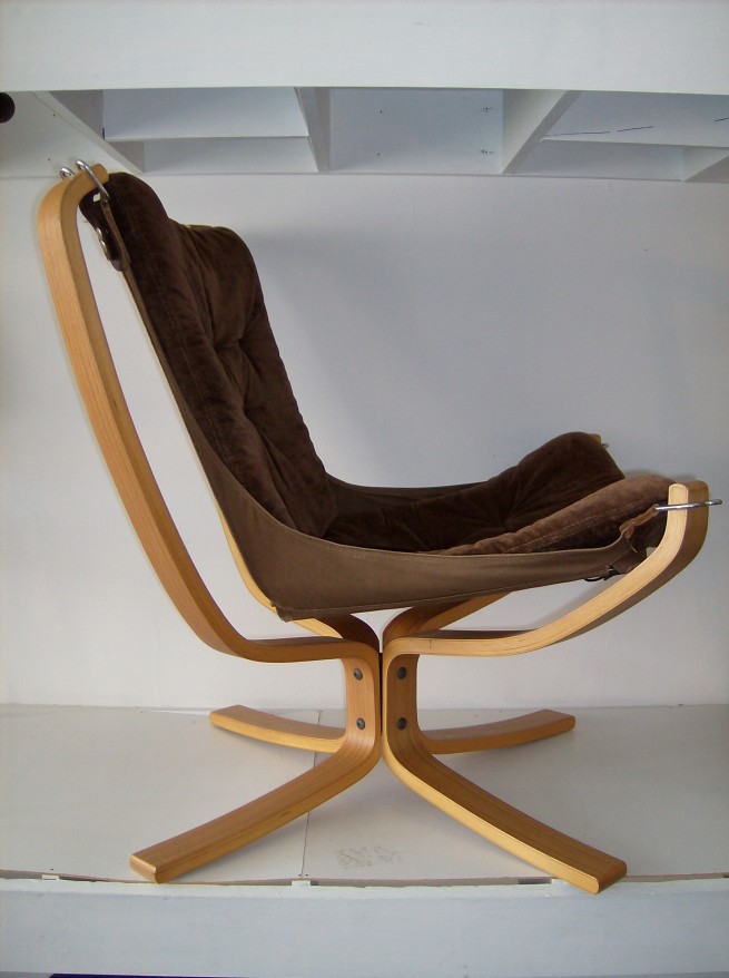 What a fantastic design by Norweigen designer Sigurd Ressel  for Vatne Norway - designed in 1974 - beautiful bentwood frame - cushions over canvas - unbelievably comfortable and look good at any angle - WOW - this is the low back lounge version - 2 available w/one ottoman - chairs $450 each and the ottoman is $195