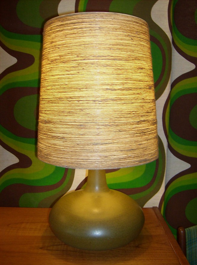 Absolutely stunning Mid-century modern ceramic lamp by designers Lotte and Gunnar Bostlund - $255