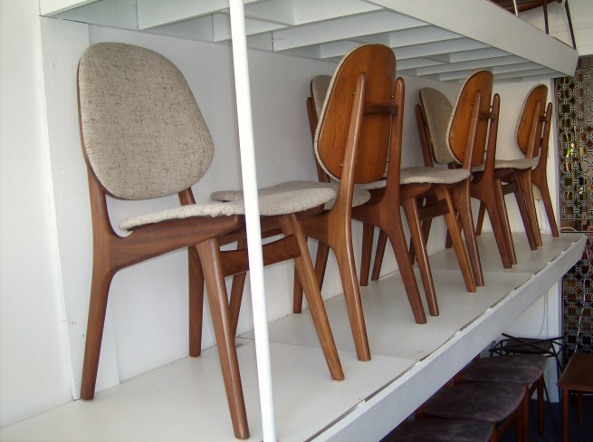 Gorgeous set of 6 Mid-century modern teak dining chairs w/the original oatmeal wool upholstery - fabulous condition - incredibly comfortable - $1200/set